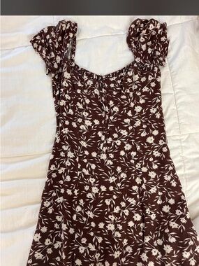 Audrey 3+1 Brown Floral Puff-Sleeve Midi Dress